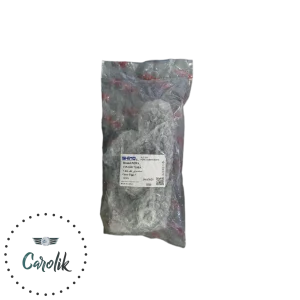 پایه دسته موتور عقب تیگو 7 یک نکته فنی را هم قبل از متن کنترل کردم: کد `T15-1001710BA` در چند منبع قطعات برای **پایه/دسته موتور عقب تیگو 7** ثبت شده و یک منبع تخصصی آن را مشخصاً **Engine Mount RR UPR** یعنی پایه دسته موتور عقب بالایی معرفی می‌کند. ([wzshinuo.com][1]) # عنوان محصول **پایه دسته موتور عقب تیگو 7** ## کلمه کلیدی اصلی **پایه دسته موتور عقب تیگو 7** # متن کامل توضیحات محصول ## معرفی پایه دسته موتور عقب تیگو 7 پایه دسته موتور عقب تیگو 7 یکی از قطعات مهم در مجموعه نگهدارنده موتور و انتقال نیرو در خودرو است. موتور خودرو هنگام روشن بودن و به‌خصوص هنگام شروع حرکت، تغییر دور موتور، شتاب‌گیری و کاهش سرعت، کاملاً بدون حرکت نیست و مقدار مشخصی لرزش و جابه‌جایی ایجاد می‌کند. مجموعه دسته موتور وظیفه دارد موتور را در موقعیت مناسب نگه دارد و در عین حال بخشی از لرزش و حرکات آن را کنترل کند. به همین دلیل، وضعیت پایه دسته موتور عقب تیگو 7 می‌تواند روی میزان انتقال لرزش به بدنه و رفتار مجموعه موتور و گیربکس اثر داشته باشد. در کاتالوگ قطعات تیگو 7، شماره `T15-1001710BA` برای پایه دسته موتور عقب ثبت شده است و برخی منابع آن را به‌عنوان پایه عقب موتور یا پایه عقب بالایی معرفی می‌کنند. یک منبع تخصصی قطعات نیز همین شماره را با عنوان **ENGINE MOUNT RR UPR** یعنی پایه موتور عقب بالایی فهرست کرده است. ([wzshinuo.com][1]) پایه دسته موتور عقب تیگو 7 در کنار سایر دسته‌های موتور کار می‌کند و نباید عملکرد آن را به‌تنهایی بررسی کرد. سیستم نگهدارنده موتور معمولاً از چند نقطه اتصال تشکیل شده است و هرکدام از این نقاط وظیفه مشخصی در مهار مجموعه موتور و گیربکس دارند. بنابراین اگر خودرو دچار لرزش، ضربه یا صدای غیرعادی شده باشد، لازم است تمام دسته‌های مرتبط و محل‌های اتصال بررسی شوند. این قطعه با سیستم تعلیق یا قطعات چرخ یکسان نیست. وظیفه اصلی آن در مجموعه نگهدارنده موتور قرار می‌گیرد. بنابراین در زمان خرید باید نام قطعه، محل نصب و کد فنی با دقت بررسی شود تا پایه موتور با قطعاتی مانند دسته موتور راست، چپ یا سایر پایه‌های موتور اشتباه نشود. ## وظیفه پایه دسته موتور عقب تیگو 7 وظیفه اصلی پایه دسته موتور عقب تیگو 7 ایجاد یک نقطه اتصال مناسب میان مجموعه موتور و بدنه یا بخش‌های مرتبط خودرو است. موتور و گیربکس در زمان کارکرد تحت نیروهای مختلف قرار می‌گیرند و این نیروها می‌توانند باعث حرکت مجموعه موتور شوند. دسته‌های موتور برای محدود کردن این حرکات و انتقال کنترل‌شده نیرو طراحی شده‌اند. اگر پایه دسته موتور عقب تیگو 7 عملکرد مناسبی داشته باشد، مجموعه موتور در محدوده حرکتی طراحی‌شده خود باقی می‌ماند. این موضوع به کاهش حرکات غیرطبیعی موتور و کنترل بهتر لرزش‌ها کمک می‌کند. در مقابل، فرسودگی یا آسیب پایه می‌تواند باعث شود بخشی از حرکات موتور بیشتر از حالت معمول به بدنه یا سایر اجزای خودرو منتقل شود. یکی دیگر از وظایف پایه دسته موتور عقب تیگو 7 کمک به کنترل حرکت مجموعه موتور هنگام تغییر بار موتور است. برای مثال، زمانی که راننده پدال گاز را فشار می‌دهد یا سرعت خودرو تغییر می‌کند، نیروهای متفاوتی به مجموعه قوای محرکه وارد می‌شود. اگر دسته موتور نتواند حرکت مجموعه را به‌درستی کنترل کند، ممکن است ضربه یا لرزش بیشتری احساس شود. البته هر لرزش یا صدای ایجادشده از قسمت موتور به معنی خرابی این قطعه نیست. سیستم انتقال قدرت، دسته موتورهای دیگر، اتصالات، بوش‌ها و حتی شرایط کارکرد موتور می‌توانند علائم مشابهی ایجاد کنند. به همین دلیل، تشخیص دقیق قبل از تعویض اهمیت دارد. ## مشخصات پایه دسته موتور عقب تیگو 7 پایه دسته موتور عقب تیگو 7 برای خودرو چری تیگو 7 در نظر گرفته می‌شود و در دسته قطعات نگهدارنده موتور قرار می‌گیرد. منابع قطعات، این شماره را برای Tiggo 7 ثبت کرده‌اند و برخی فروشگاه‌های قطعات نیز آن را به‌عنوان پایه موتور عقب تیگو 7 معرفی کرده‌اند. ([asiaparts.com.ua][2]) مشخصات کلی: * نام قطعه: پایه دسته موتور عقب * خودرو: چری تیگو 7 * مدل: Tiggo 7 * محل نصب: عقب مجموعه موتور * نوع قطعه: پایه یا دسته موتور * سیستم مرتبط: نگهدارنده موتور و قوای محرکه * کاربرد: نگهداری و کنترل حرکات مجموعه موتور * کد فنی: `T15-1001710BA` در منابع مختلف، عبارت‌های «پایه موتور عقب»، «دسته موتور عقب» و «پایه عقب موتور» برای این قطعه دیده می‌شود. همچنین در یک فهرست قطعات، کدهای `T15-1001710BA` و `T15-1001720BA` هر دو در مجموعه دسته موتورهای تیگو 7 دیده می‌شوند، بنابراین هنگام سفارش باید به محل دقیق نصب توجه شود. ([Chongqing Cigma Trading Co., Ltd.][3]) این تفاوت اهمیت زیادی دارد، زیرا ظاهر برخی قطعات دسته موتور ممکن است برای کاربر غیرمتخصص مشابه باشد، اما محل نصب و ساختار اتصال آن‌ها متفاوت باشد. بنابراین انتخاب بر اساس نام عمومی «دسته موتور تیگو 7» کافی نیست و بهتر است نوع، محل نصب و شماره قطعه با نمونه موردنظر تطبیق داده شود. ## علائم خرابی پایه دسته موتور عقب تیگو 7 یکی از نشانه‌هایی که می‌تواند باعث بررسی پایه دسته موتور عقب تیگو 7 شود، افزایش لرزش خودرو در حالت توقف یا هنگام کارکرد موتور است. اگر لرزش نسبت به گذشته بیشتر شده باشد، لازم است وضعیت دسته‌های موتور بررسی شود. البته لرزش موتور می‌تواند دلایل دیگری نیز داشته باشد و نباید تنها با مشاهده این علامت، خرابی پایه موتور را قطعی دانست. ضربه یا تقه هنگام شروع حرکت نیز یکی دیگر از علائمی است که می‌تواند نیاز به بررسی پایه دسته موتور عقب تیگو 7 را ایجاد کند. زمانی که مجموعه موتور و گیربکس تحت تغییر بار قرار می‌گیرد، دسته‌های موتور باید حرکت آن را کنترل کنند. اگر یکی از دسته‌ها فرسوده یا آسیب‌دیده باشد، ممکن است حرکت مجموعه بیشتر از حالت عادی شود. احساس تکان غیرعادی موتور هنگام تغییر وضعیت دنده نیز می‌تواند قابل توجه باشد. در چنین شرایطی، پایه دسته موتور عقب تیگو 7 یکی از قطعاتی است که باید بررسی شود، اما تشخیص نهایی باید پس از بررسی مجموعه نگهدارنده موتور و انتقال قدرت انجام شود. صدای کوبش یا ضربه از قسمت موتور نیز ممکن است با خرابی دسته موتور مرتبط باشد. با این حال، صدا می‌تواند از اتصالات، قطعات اطراف موتور، سیستم انتقال قدرت یا اجزای دیگر ایجاد شود. بنابراین بهتر است منبع صدا قبل از تعویض قطعه مشخص شود. ## دلایل خرابی پایه دسته موتور عقب تیگو 7 پایه دسته موتور عقب تیگو 7 در طول زمان در معرض لرزش، نیروهای مکانیکی و تغییرات شرایط کاری قرار دارد. همین موضوع می‌تواند به مرور باعث کاهش عملکرد قسمت‌های مختلف پایه شود. نوع استفاده از خودرو، شرایط جاده، میزان کارکرد و نحوه رانندگی می‌توانند روی میزان استهلاک این قطعه اثر بگذارند. یکی از عوامل مهم، فرسودگی بخش‌های لاستیکی یا انعطاف‌پذیر دسته موتور است. این بخش‌ها برای کنترل بخشی از لرزش و حرکت موتور طراحی شده‌اند و با گذشت زمان ممکن است ویژگی‌های اولیه خود را از دست بدهند. آسیب فیزیکی نیز می‌تواند عملکرد پایه دسته موتور عقب تیگو 7 را کاهش دهد. اگر قطعه در اثر فشار، ضربه یا شرایط نامناسب آسیب دیده باشد، ممکن است توانایی آن در کنترل حرکت موتور کاهش پیدا کند. شل شدن یا آسیب‌دیدگی اتصالات نیز باید بررسی شود. گاهی مشکل مشاهده‌شده الزاماً از خود پایه نیست و می‌تواند مربوط به پیچ‌ها، محل اتصال یا قطعه مجاور باشد. بنابراین هنگام تعمیر، بررسی مجموعه اتصال اهمیت زیادی دارد. همچنین اگر موتور به دلیل یک ایراد دیگر بیش از حد معمول لرزش داشته باشد، فشار بیشتری به دسته‌های موتور وارد می‌شود. در چنین شرایطی ممکن است تعویض دسته موتور به‌تنهایی مشکل اصلی را برطرف نکند و ابتدا باید علت لرزش موتور مشخص شود. ## چه زمانی پایه دسته موتور عقب تیگو 7 را تعویض کنیم؟ برای پایه دسته موتور عقب تیگو 7 نمی‌توان یک عدد ثابت از کیلومتر کارکرد را به‌عنوان زمان قطعی تعویض اعلام کرد. عمر این قطعه به شرایط استفاده و وضعیت واقعی آن بستگی دارد. اگر در بازدید فنی، پارگی، تغییر شکل، آسیب یا کاهش محسوس عملکرد مشاهده شود، تعویض قطعه می‌تواند ضروری باشد. همچنین اگر نشانه‌هایی مانند لرزش غیرعادی، ضربه هنگام تغییر بار موتور یا حرکت بیش از حد مجموعه موتور وجود داشته باشد، باید دسته‌های موتور بررسی شوند. نکته مهم این است که وجود یک علامت به‌تنهایی نباید مبنای تعویض باشد. برای مثال، لرزش خودرو ممکن است از سیستم احتراق، عملکرد موتور، انتقال قدرت یا سایر اجزای خودرو ناشی شود. بنابراین بهتر است قبل از خرید پایه دسته موتور عقب تیگو 7، علت اصلی مشکل توسط تعمیرکار بررسی شود. در صورت تأیید خرابی، استفاده از قطعه متناسب با مدل و محل نصب اهمیت دارد. انتخاب قطعه اشتباه ممکن است باعث ایجاد لرزش، صدا یا مشکل در نصب شود. ## تفاوت پایه دسته موتور عقب با سایر دسته موتورهای تیگو 7 پایه دسته موتور عقب تیگو 7 با سایر دسته‌های موتور این خودرو از نظر محل نصب و طراحی اتصال تفاوت دارد. در منابع قطعات، برای دسته موتور سمت چپ، سمت راست و بخش عقب شماره‌های متفاوتی ثبت شده است. برای مثال، `T15-1001310EA` برای دسته موتور راست و `T15-1001110BA` برای دسته موتور چپ در برخی فهرست‌های قطعات آمده‌اند، در حالی که کد موردنظر این صفحه مربوط به بخش عقب است. ([wzshinuo.com][1]) به همین دلیل، هنگام خرید نباید تنها عبارت «دسته موتور تیگو 7» را معیار انتخاب قرار داد. مشخص کردن محل نصب اهمیت زیادی دارد. پایه دسته موتور عقب تیگو 7 باید با قطعه‌ای که در قسمت عقب مجموعه موتور قرار می‌گیرد تطبیق داده شود. همچنین اگر فروشنده چند نسخه یا شماره متفاوت برای تیگو 7 ارائه می‌کند، تطبیق مدل خودرو و نمونه قطعه می‌تواند از انتخاب اشتباه جلوگیری کند. ## نکات خرید پایه دسته موتور عقب تیگو 7 اولین نکته هنگام خرید پایه دسته موتور عقب تیگو 7، مشخص کردن مدل دقیق خودرو است. تیگو 7 ممکن است در نسخه‌ها و پیکربندی‌های مختلف عرضه شده باشد و همین موضوع می‌تواند در انتخاب قطعات اهمیت داشته باشد. دومین نکته، توجه به محل نصب است. این محصول برای بخش عقب مجموعه موتور در نظر گرفته شده و نباید با پایه موتور راست یا چپ اشتباه شود. سومین نکته، تطبیق شماره فنی است. شماره قطعه یکی از بهترین ابزارها برای شناسایی قطعه است، اما بهتر است همراه با مدل خودرو و محل نصب بررسی شود. چهارمین نکته، بررسی وضعیت قطعه قدیمی است. اگر قطعه روی خودرو باز شده، مقایسه ظاهری و محل سوراخ‌های نصب با قطعه جدید می‌تواند اطلاعات بیشتری در اختیار تعمیرکار قرار دهد. همچنین اگر علت خرابی دسته موتور مشخص نشده باشد، بهتر است قبل از خرید، کل مجموعه دسته موتور بررسی شود. ممکن است بیش از یک قطعه دچار فرسودگی شده باشد یا علت اصلی لرزش از بخش دیگری از خودرو باشد. برای تطبیق اطلاعات قطعات تیگو 7، فهرست‌های قطعات منتشرشده برای این خودرو نیز می‌توانند به‌عنوان مرجع کمکی بررسی شوند. ([Chongqing Cigma Trading Co., Ltd.][3]) ## اهمیت بررسی سایر دسته موتورهای خودرو دسته‌های موتور به‌صورت مستقل از یکدیگر کار نمی‌کنند. آن‌ها مجموعه موتور و گیربکس را در چند نقطه نگه می‌دارند و نیروهای واردشده را میان نقاط مختلف توزیع می‌کنند. به همین دلیل، وقتی پایه دسته موتور عقب تیگو 7 دچار مشکل می‌شود، بهتر است وضعیت سایر دسته‌ها نیز بررسی شود. اگر یکی از دسته‌های دیگر نیز فرسوده باشد، ممکن است پس از تعویض یک قطعه همچنان بخشی از لرزش یا صدای خودرو باقی بماند. بررسی هم‌زمان دسته موتورهای مختلف همچنین می‌تواند مشخص کند که مشکل محدود به یک نقطه است یا مجموعه نگهدارنده موتور نیاز به تعمیر بیشتری دارد. در چنین شرایطی، هدف اصلی نباید صرفاً تعویض یک قطعه باشد؛ بلکه باید علت اصلی علائم خودرو مشخص شود. این رویکرد می‌تواند از هزینه‌های تعمیر اضافی و تعویض قطعات سالم جلوگیری کند. ## ارتباط پایه دسته موتور با عملکرد خودرو عملکرد صحیح پایه دسته موتور عقب تیگو 7 می‌تواند در کنترل حرکات موتور و کاهش انتقال برخی لرزش‌ها به بدنه مؤثر باشد. وقتی موتور در محدوده حرکتی مناسب خود قرار داشته باشد، فشار غیرضروری روی برخی اتصالات کاهش پیدا می‌کند. از طرف دیگر، دسته موتور معیوب ممکن است باعث شود حرکت موتور هنگام تغییر بار بیشتر احساس شود. این مسئله می‌تواند برای راننده به شکل ضربه، لرزش یا صدای غیرعادی قابل احساس باشد. البته کیفیت کارکرد موتور نیز اهمیت دارد. اگر موتور دچار لرزش غیرطبیعی باشد، حتی یک دسته موتور سالم نیز نمی‌تواند تمام این لرزش را حذف کند. بنابراین در تشخیص مشکل باید میان ایراد خود موتور و ایراد سیستم نگهدارنده آن تفاوت قائل شد. ## تعویض پایه دسته موتور عقب تیگو 7 تعویض پایه دسته موتور عقب تیگو 7 یک کار فنی است و باید با ابزار مناسب و رعایت اصول ایمنی انجام شود. مجموعه موتور وزن قابل توجهی دارد و هنگام باز کردن یکی از نقاط نگهدارنده باید به پشتیبانی مناسب مجموعه توجه شود. قبل از نصب قطعه جدید، وضعیت پیچ‌ها، محل اتصال و قطعات اطراف باید بررسی شود. اگر یکی از اتصالات آسیب دیده باشد، نصب پایه جدید بدون رفع مشکل می‌تواند نتیجه مطلوبی نداشته باشد. همچنین باید قطعه در موقعیت صحیح نصب شود و اتصالات مطابق روش تعمیراتی مناسب سفت شوند. استفاده از روش نامناسب برای نصب ممکن است باعث ایجاد صدا یا انتقال لرزش بیشتر شود. پس از تعمیر نیز بهتر است خودرو بررسی شود. اگر علائم قبلی همچنان وجود داشته باشند، ممکن است یکی از دسته‌های دیگر یا بخش دیگری از موتور و انتقال قدرت نیاز به بررسی داشته باشد. ## نگهداری و بررسی دوره‌ای بازدید دوره‌ای دسته‌های موتور می‌تواند به تشخیص زودتر مشکلات کمک کند. در زمان سرویس خودرو، توجه به لرزش‌های جدید، صداهای غیرعادی و تغییر رفتار موتور می‌تواند مفید باشد. اگر خودرو در حالت توقف نسبت به گذشته لرزش بیشتری دارد، بهتر است این تغییر نادیده گرفته نشود. همچنین ضربه هنگام شروع حرکت یا تغییر بار موتور می‌تواند دلیل مناسبی برای بررسی سیستم نگهدارنده موتور باشد. استفاده صحیح از خودرو نیز اهمیت دارد. شتاب‌گیری‌های شدید، عبور نامناسب از مسیرهای بسیار ناهموار و شرایط کاری سخت می‌توانند فشار بیشتری به مجموعه قوای محرکه وارد کنند. در صورت مشاهده نشانه‌های غیرعادی، بررسی زودهنگام معمولاً بهتر از ادامه استفاده طولانی‌مدت بدون تشخیص مشکل است. ## محصول مرتبط: بلبرینگ چرخ جلو محصول مرتبط این صفحه **بلبرینگ چرخ جلو** است. این دو قطعه از نظر وظیفه فنی یکسان نیستند؛ پایه دسته موتور عقب تیگو 7 در مجموعه نگهدارنده موتور قرار دارد، در حالی که بلبرینگ چرخ جلو به مجموعه چرخ و حرکت روان چرخ مربوط است. ارتباط این دو محصول بیشتر از نظر نیازهای تعمیر و نگهداری خودرو و قطعات مصرفی/فنی آن است. اگر کاربر در حال بررسی قطعات موردنیاز برای سرویس تیگو 7 باشد، می‌تواند در کنار بررسی پایه دسته موتور عقب تیگو 7، وضعیت بلبرینگ چرخ جلو را نیز در صورت وجود علائم مربوط به آن بررسی کند. صدای زوزه یا تغییر صدای چرخ در هنگام حرکت، لرزش مرتبط با چرخ یا وجود لقی می‌تواند نیازمند بررسی مجموعه چرخ باشد؛ اما این علائم نیز باید توسط تعمیرکار تشخیص داده شوند و نباید صرفاً بر اساس صدا، خرابی بلبرینگ قطعی فرض شود. بنابراین محصول مرتبط این صفحه، بلبرینگ چرخ جلو، برای کاربری مناسب است که هم‌زمان در حال بررسی قطعات فنی خودرو و انجام سرویس یا تعمیرات تیگو 7 است. ## جمع‌بندی پایه دسته موتور عقب تیگو 7 یکی از اجزای مهم مجموعه نگهدارنده موتور است و وظیفه آن کمک به نگهداری صحیح مجموعه قوای محرکه و کنترل حرکات و لرزش‌های آن است. فرسودگی این قطعه می‌تواند با نشانه‌هایی مانند افزایش لرزش، ضربه هنگام تغییر بار موتور یا حرکت غیرعادی مجموعه موتور همراه باشد، اما تشخیص نهایی باید با بررسی فنی انجام شود. هنگام خرید پایه دسته موتور عقب تیگو 7 باید به مدل خودرو، محل نصب و شماره فنی توجه شود. منابع قطعات، کد `T15-1001710BA` را برای پایه عقب موتور تیگو 7 ثبت کرده‌اند و برخی منابع آن را مشخصاً پایه عقب بالایی موتور معرفی می‌کنند. ([wzshinuo.com][1]) همچنین بهتر است هنگام تعویض این قطعه، سایر دسته‌های موتور و محل‌های اتصال نیز بررسی شوند. اگر علت اصلی لرزش یا ضربه از بخش دیگری باشد، تعویض یک پایه به‌تنهایی مشکل را برطرف نمی‌کند. در این صفحه، **بلبرینگ چرخ جلو** به‌عنوان محصول مرتبط معرفی شده است تا کاربر بتواند در صورت نیاز به بررسی سایر قطعات فنی خودرو، آن محصول را نیز بررسی کند. --- ## عنوان SEO **پایه دسته موتور عقب تیگو 7 | مشخصات، علائم خرابی و خرید** ## Meta Description پایه دسته موتور عقب تیگو 7 با کد فنی T15-1001710BA؛ بررسی وظیفه، علائم خرابی، زمان تعویض، نکات خرید و سازگاری این قطعه. ## URL `پایه-دسته-موتور-عقب-تیگو-7` ## Alt تصویر پایه دسته موتور عقب تیگو 7 ## کد فنی `T15-1001710BA` ## محصول مرتبط **بلبرینگ چرخ جلو** ## برچسب‌ها پایه دسته موتور عقب تیگو 7 دسته موتور عقب تیگو 7 پایه موتور عقب تیگو 7 خرید دسته موتور تیگو 7 قیمت دسته موتور تیگو 7 ## ساختار TOC * معرفی پایه دسته موتور عقب تیگو 7 * وظیفه پایه دسته موتور عقب تیگو 7 * مشخصات پایه دسته موتور عقب تیگو 7 * علائم خرابی پایه دسته موتور عقب تیگو 7 * دلایل خرابی پایه دسته موتور عقب تیگو 7 * چه زمانی پایه دسته موتور عقب تیگو 7 را تعویض کنیم؟ * تفاوت پایه دسته موتور عقب با سایر دسته موتورهای تیگو 7 * نکات خرید پایه دسته موتور عقب تیگو 7 * اهمیت بررسی سایر دسته موتورهای خودرو * ارتباط پایه دسته موتور با عملکرد خودرو * تعویض پایه دسته موتور عقب تیگو 7 * نگهداری و بررسی دوره‌ای * محصول مرتبط: بلبرینگ چرخ جلو * جمع‌بندی ### کنترل نهایی * متن خالص: حدود **2000 کلمه** * هدف چگالی کلمه کلیدی: **1.5٪** * کد فنی در متن: **حداکثر 2 بار** * کد فنی در Meta Description: **1 بار** * لینک خارجی: **1 مورد، داخل متن و بدون عنوان «لینک خارجی»** * محصول مرتبط: **بلبرینگ چرخ جلو** * برچسب‌ها: **5 مورد، هرکدام در خط جداگانه** * اعداد: انگلیسی * ادعای «اصل/اورجینال/گارانتی»: استفاده نشده * زمان تعویض کیلومتری قطعی: استفاده نشده **نکته:** کد فنی `T15-1001710BA` در منابع مختلف برای پایه/دسته موتور عقب تیگو 7 تأیید شد. همچنین منابع نشان می‌دهند که `T15-1001720BA` قطعه‌ای جداگانه در مجموعه پایه‌های عقب موتور است؛ بنابراین این دو کد نباید با هم یکی فرض شوند. ([Chongqing Cigma Trading Co., Ltd.][3]) **سطح اطمینان: بالا** **وضعیت بررسی: تأییدشده** [1]: https://wzshinuo.com/product/chery-tiggo-7-tiggo-5x-suspension-cushion-rh-t15-1001310ga-2-0-cvt/?utm_source=chatgpt.com "Chery tiggo 7 tiggo 5X suspension cushion RH T15-1001310GA 2.0 CVT – SHINO" [2]: https://asiaparts.com.ua/ua/products/chery-t151001710ba?utm_source=chatgpt.com "Опора задня двигуна Tiggo 7 (T15) T15-1001710ba купити в Києві, Україні краща ціна в магазині Азія Партс™" [3]: https://www.cigmaglobal.com/products/chery-tiggo7-auto-parts.html?utm_source=chatgpt.com "tiggo7,chery tiggo,auto parts"
